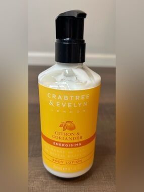 NEW Crabtree & Evelyn Citron & Coriander Energizing Body Lotion (8.5 fl. oz.)